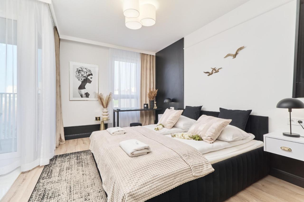 Deluxe Studio Braniborska Near Market Square -with Free Garage By Renters Breslau