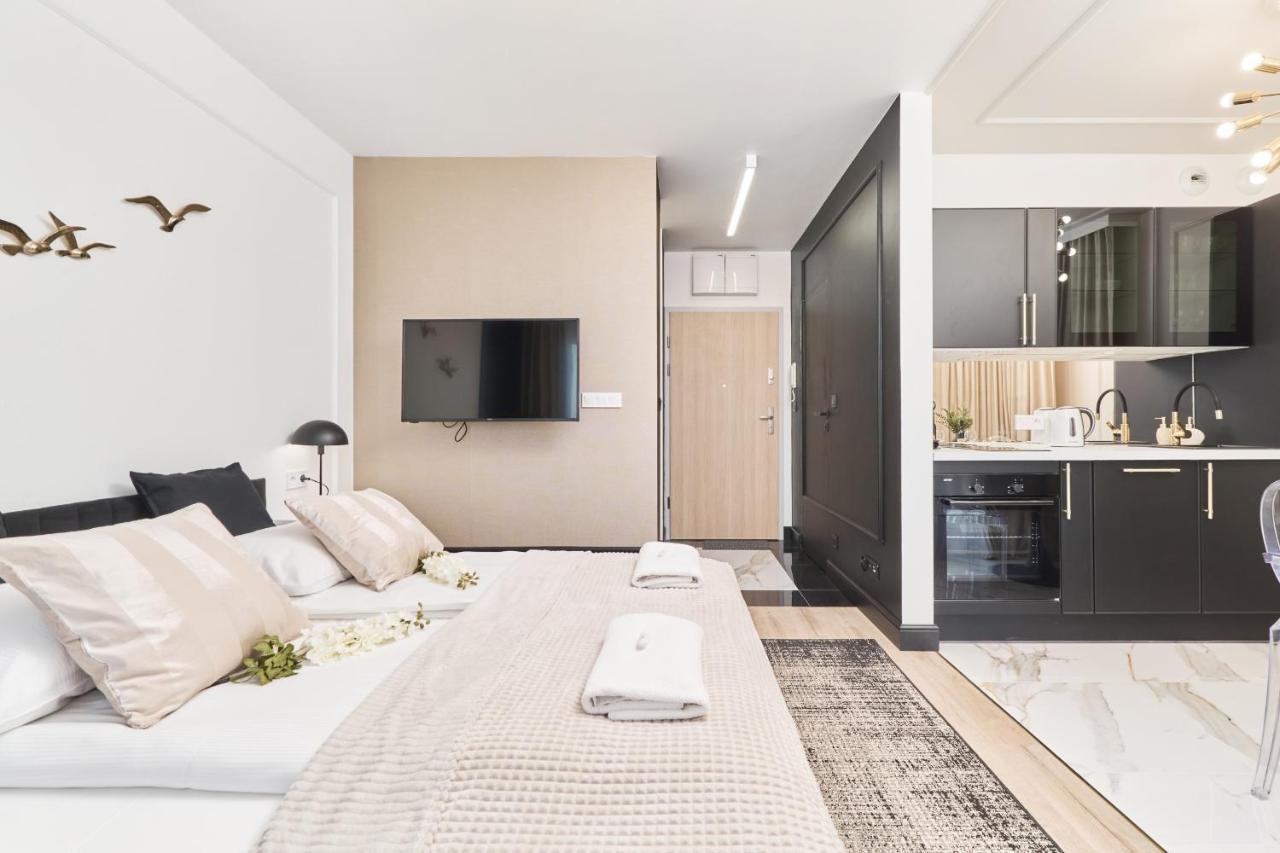 Deluxe Studio Braniborska Near Market Square -with Free Garage By Renters * Breslau
